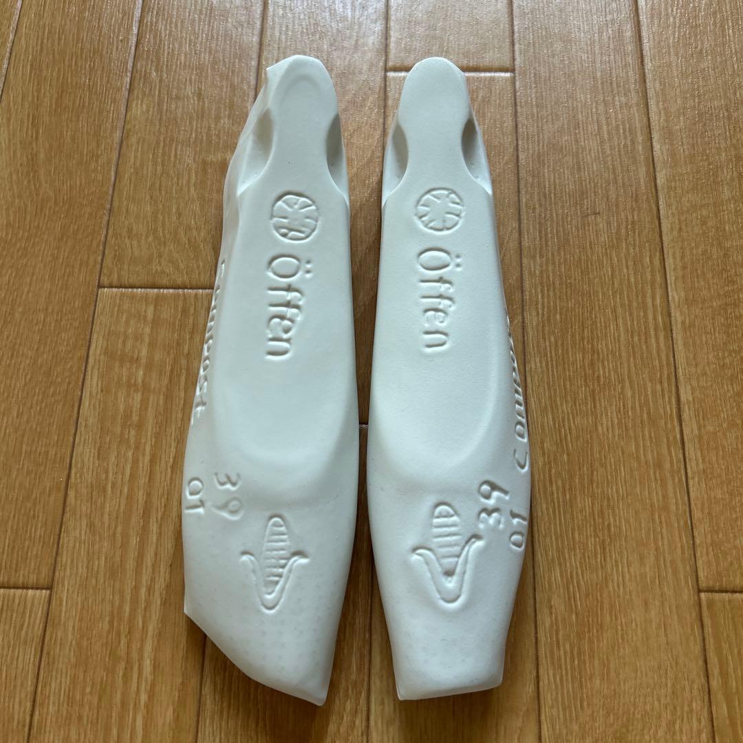 Öffen ブラック フラットシューズ 39