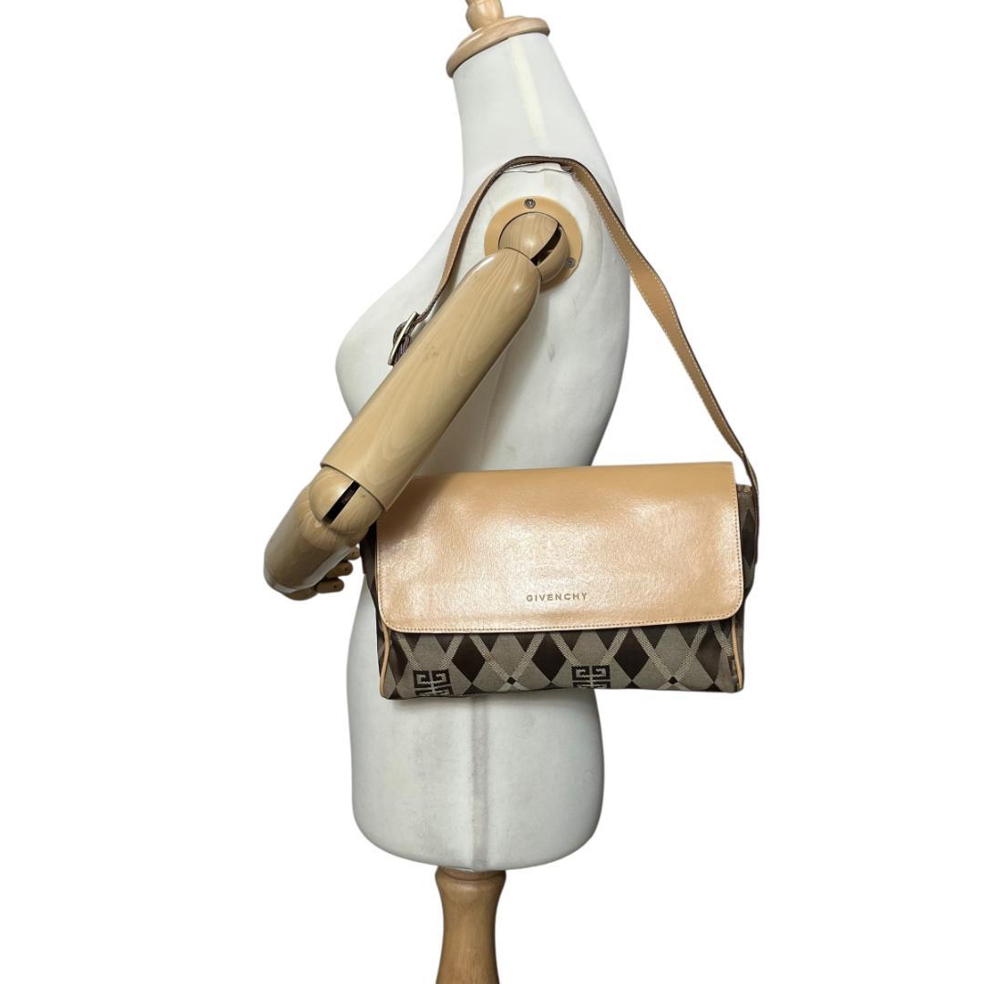バッグ Givenchy 4G Beige One-Shoulder Bag