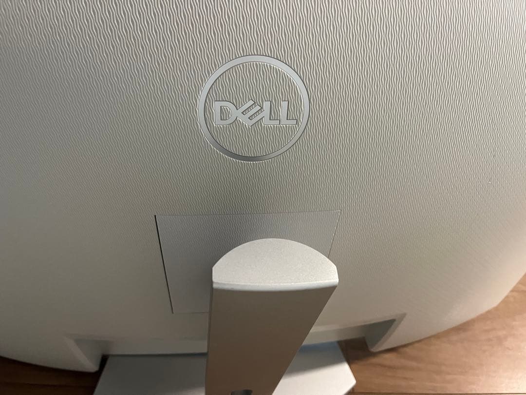 DELL Dell S3221QS 31.5インチ 曲面 4K モニター送料込み