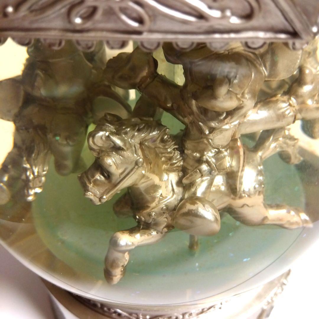 ディズニー　オルゴール　スノードーム　メリーゴーランド