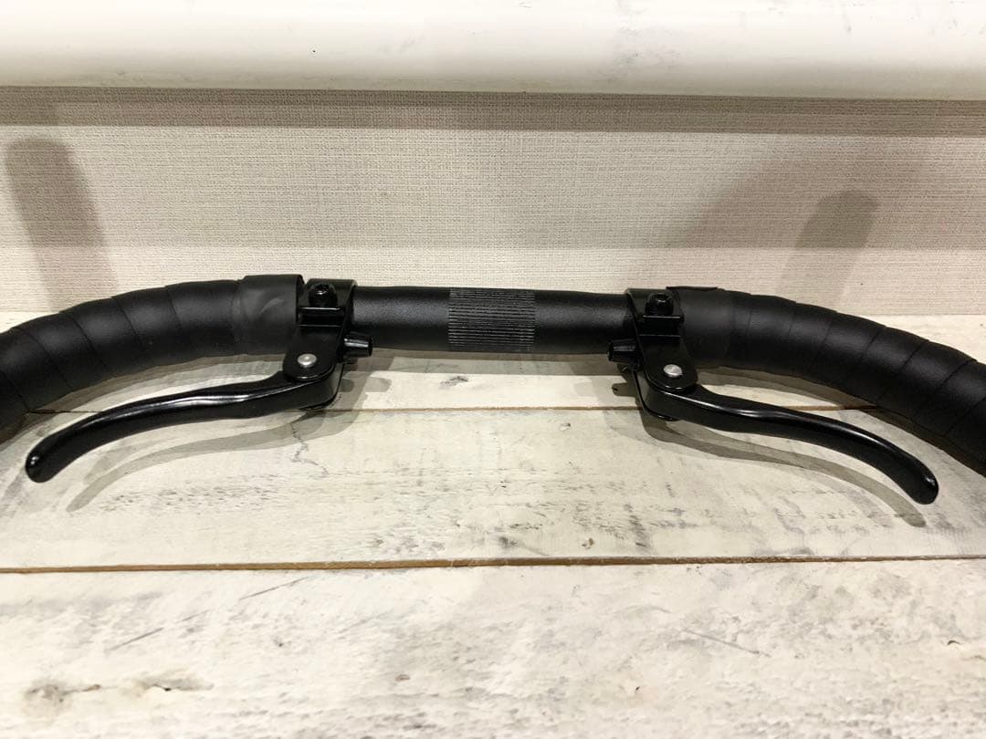 ◆FUJI（フジ）ピスト完成車外し品（ドロップハンドル＋ブレーキレバー）