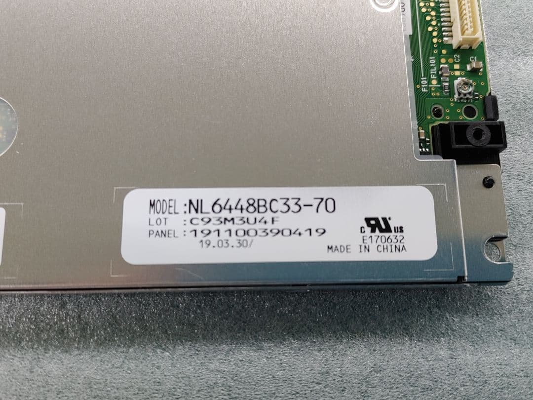 Tianma　NL6448BC33-70　10.4インチTFTディスプレイ