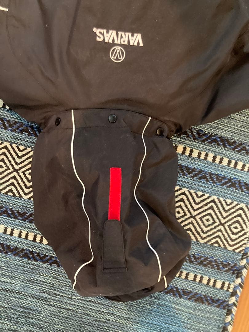 VARIVAS GORE-TEX レインウェア 黒/赤