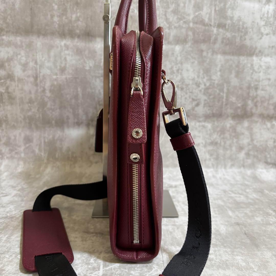 J72 極美品✨BVLGARI ブルガリ　ビジネスバッグ　2way レザー　赤