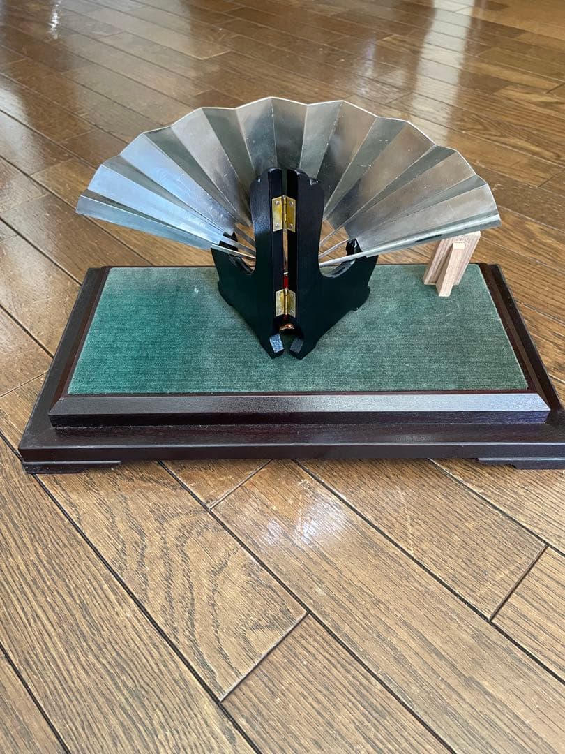 武比古作 純銀製の扇子の置物