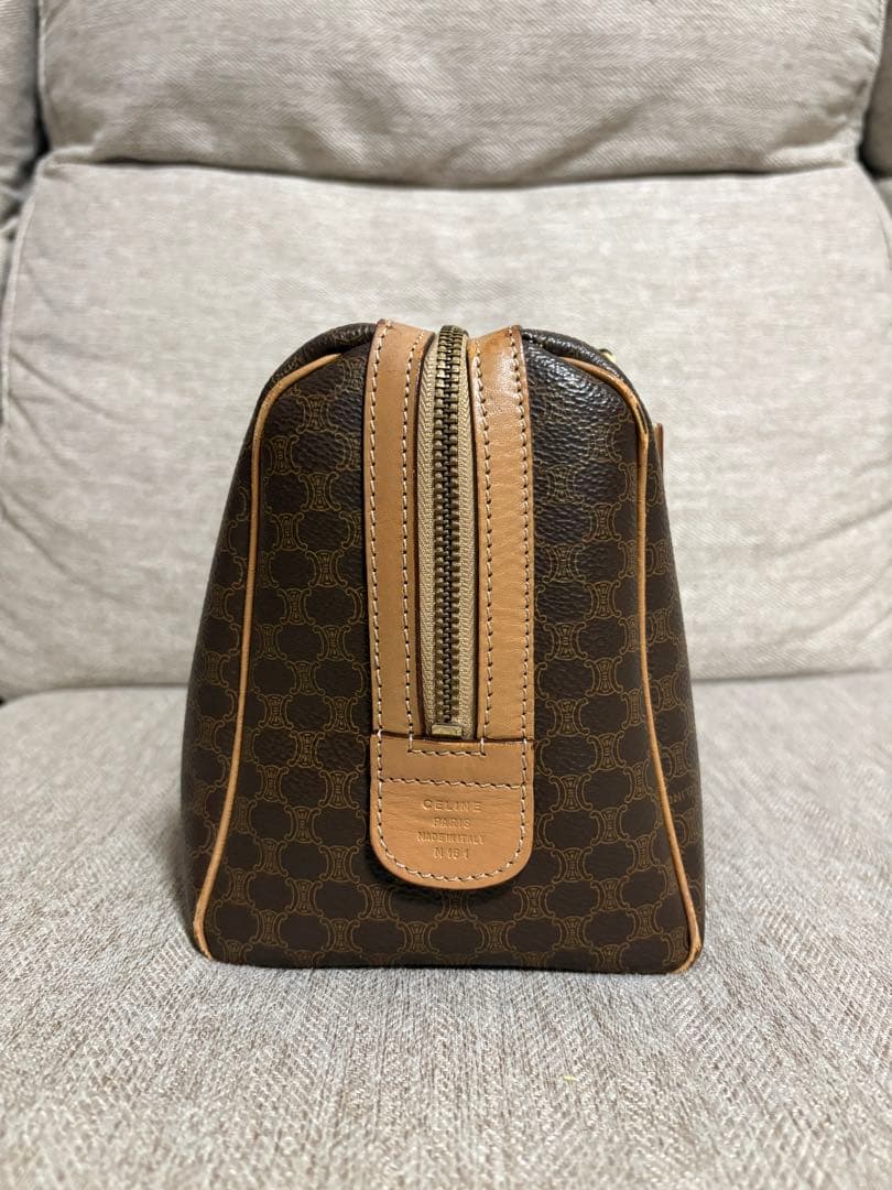 CELINE ブラウンレザーハンドバッグ