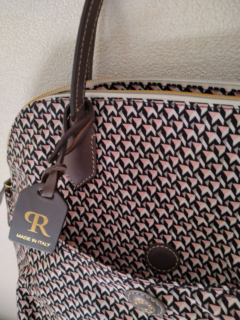 ROBERTA PIERI ロベルタピエリ　バッグ　ピンクベージュ　TATAMI