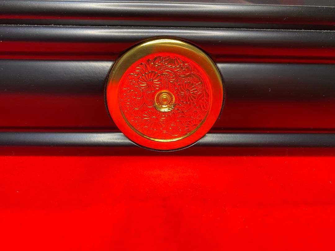 徳川家康公之兜　東京久月　五月人形　家紋付き兜飾り　オルゴール付きガラスケース入