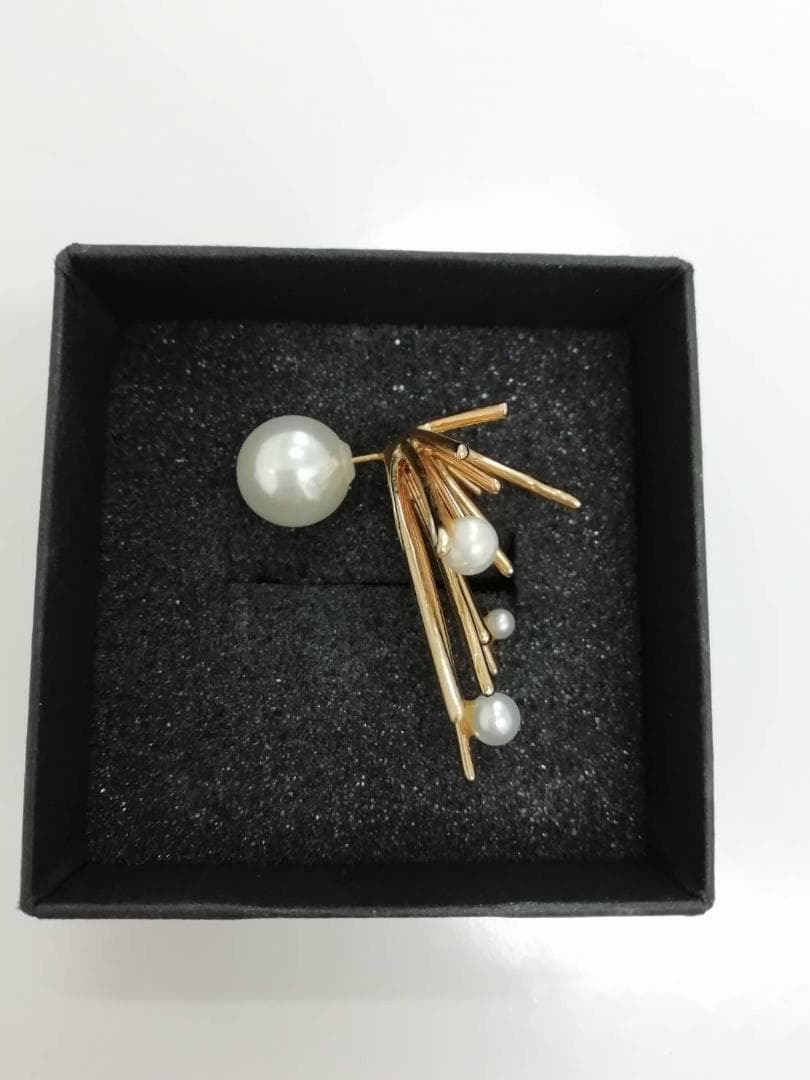 Lamie 片耳用ピアス Pearl Down Spark (M)