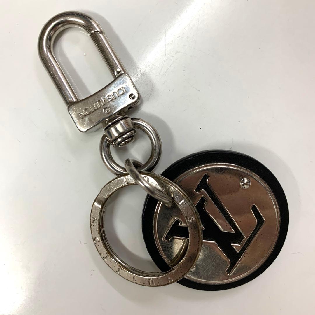 ヴィトン　LV シルバー　メタル　キーホルダー　キーリング