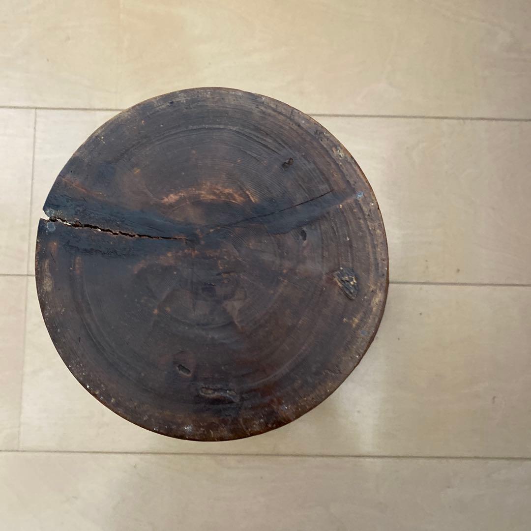 木製高脚皿 金属装飾付き