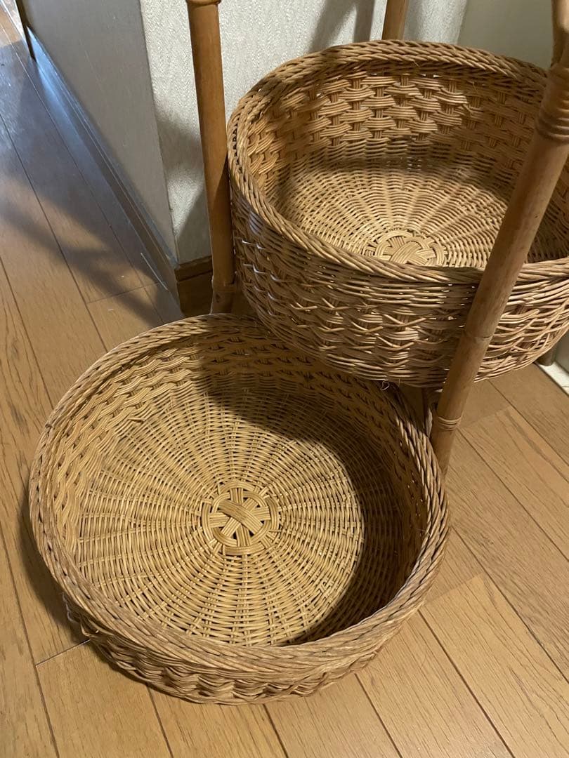 昭和レトロ　カゴ棚