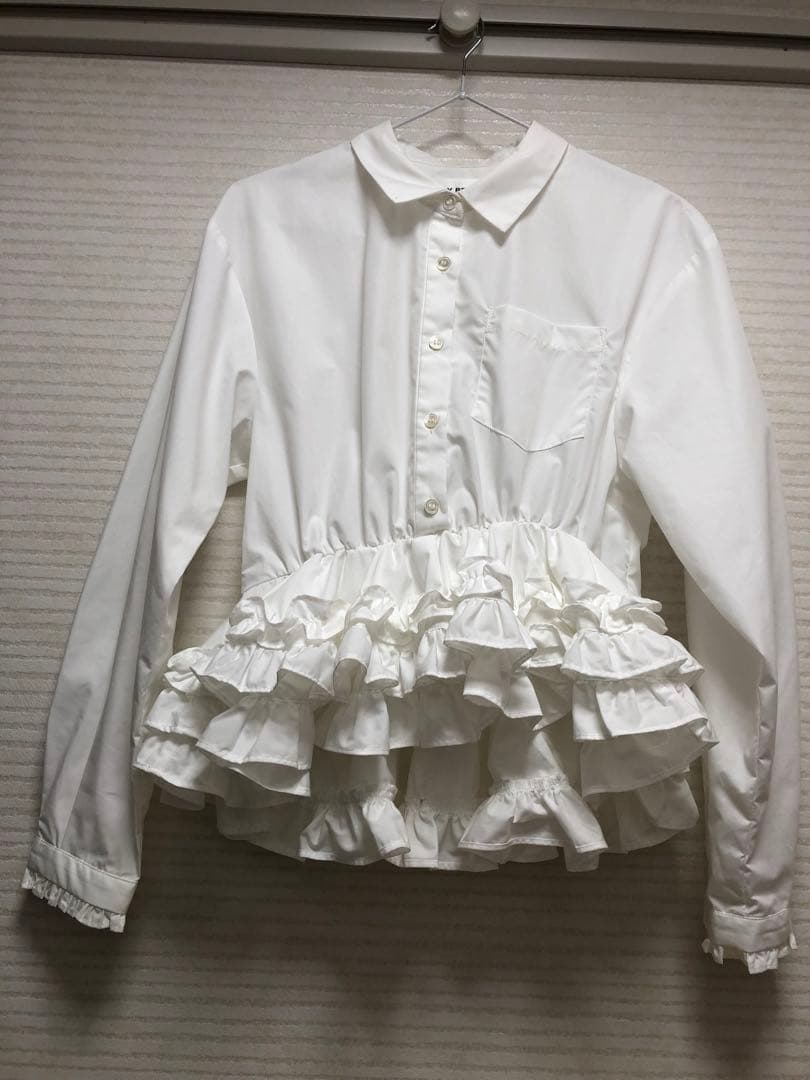 Lily Brown ホイップフリルヘムブラウス 白 ホワイト フリル ブラウス