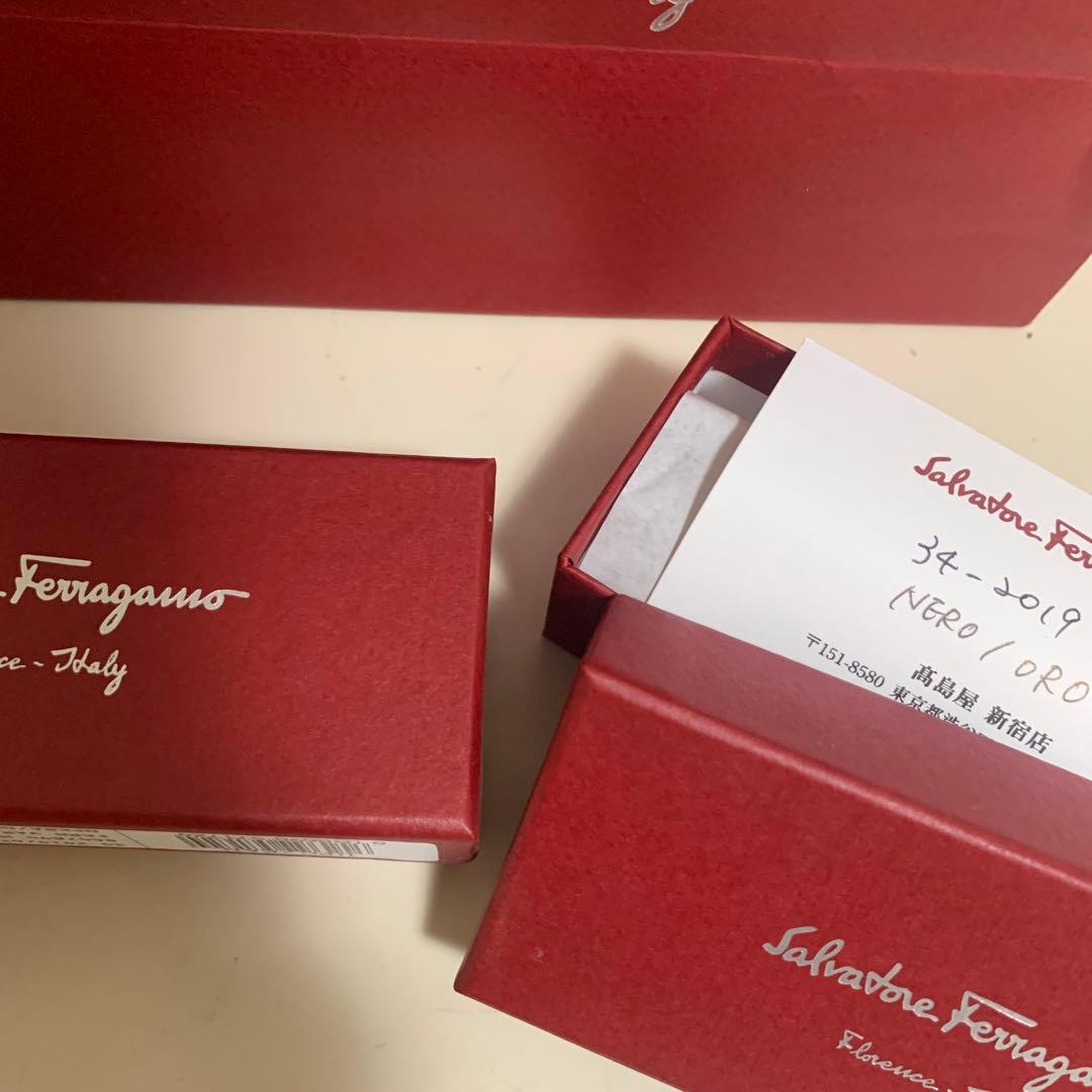 フェラガモ バレッタ　ボルドー