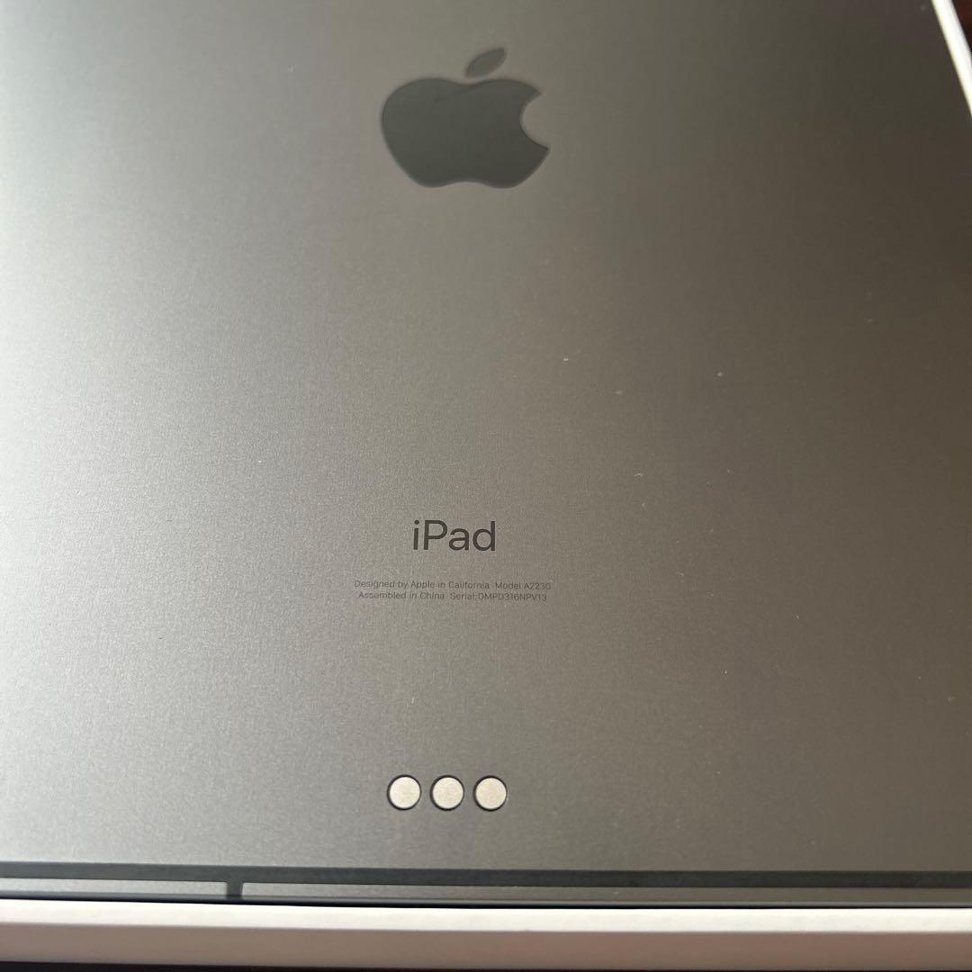 Apple iPad pro 11インチ SIMフリー　第2世代 128GB