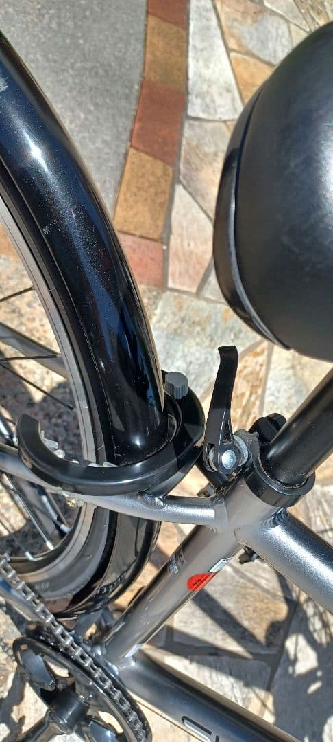 子供　スレイド　クロスバイク　26インチバスケット付き