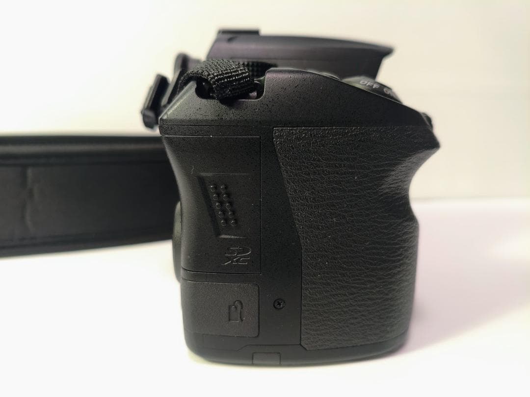 【dakun】ペンタックス　PENTAX K-30 ブラック