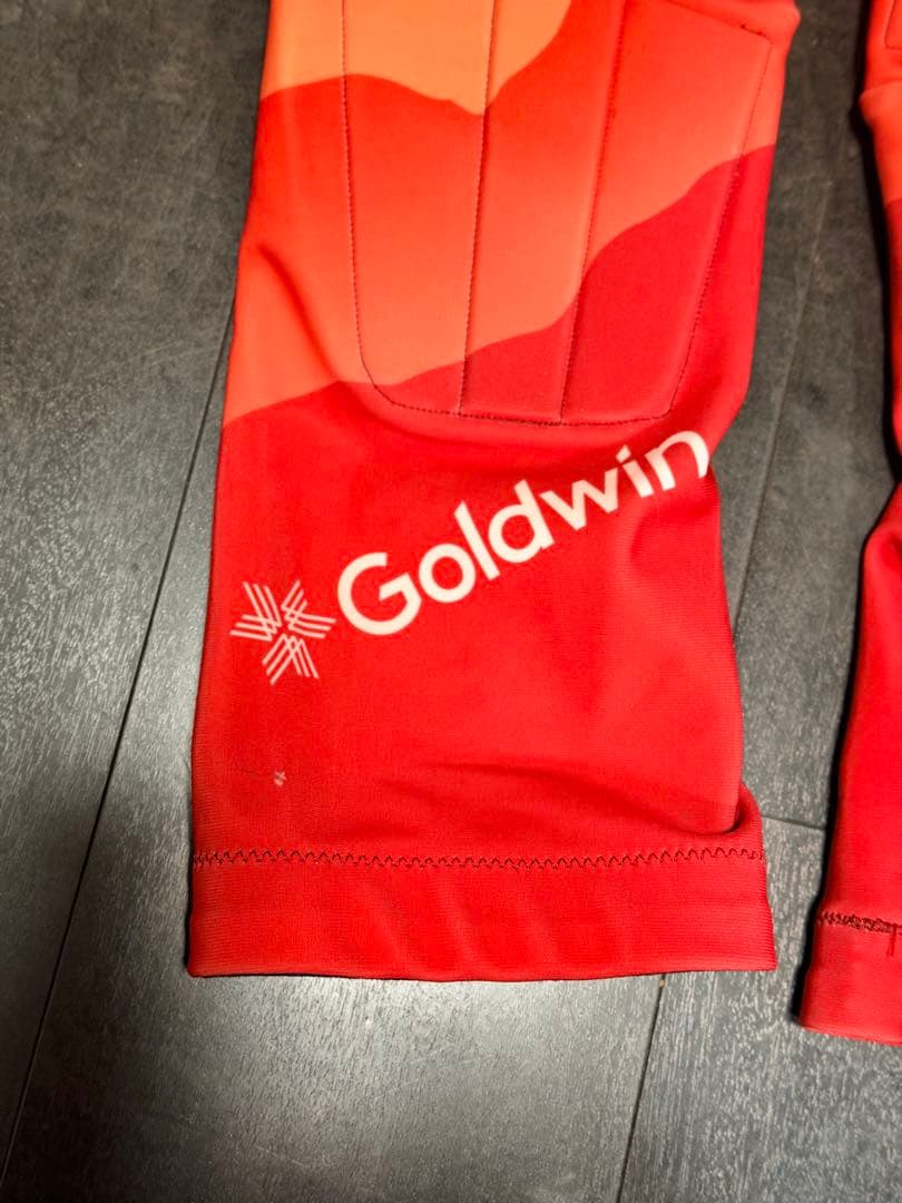 GOLDWIN スキー GSレーシングスーツ 赤 ワンピース 130