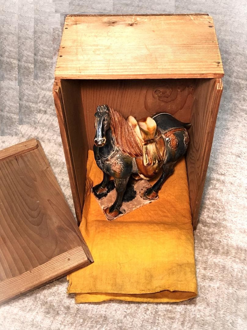 【 倣古三彩馬俑 】 　経世紀骨董　中華古玩