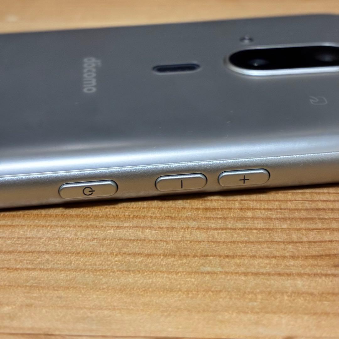 NTT docomo らくらくスマートフォン F-53E 24900