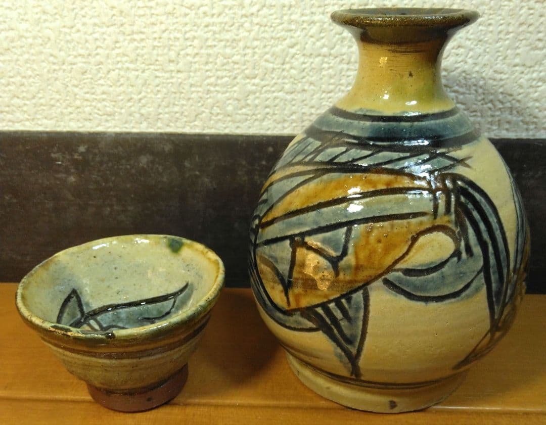 人間国宝 金城次郎 徳利(ぐい呑付）栞 共箱(本人直筆）美品 壺屋焼 壷屋焼