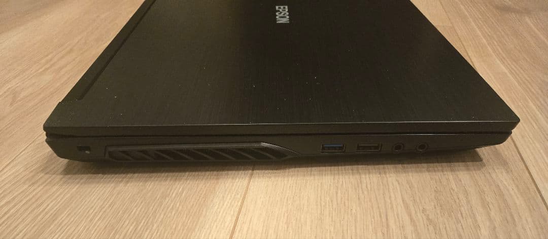 【ほぼ未使用】ゲーミングノート RTX2060/メモリ16GB/SSD512GB