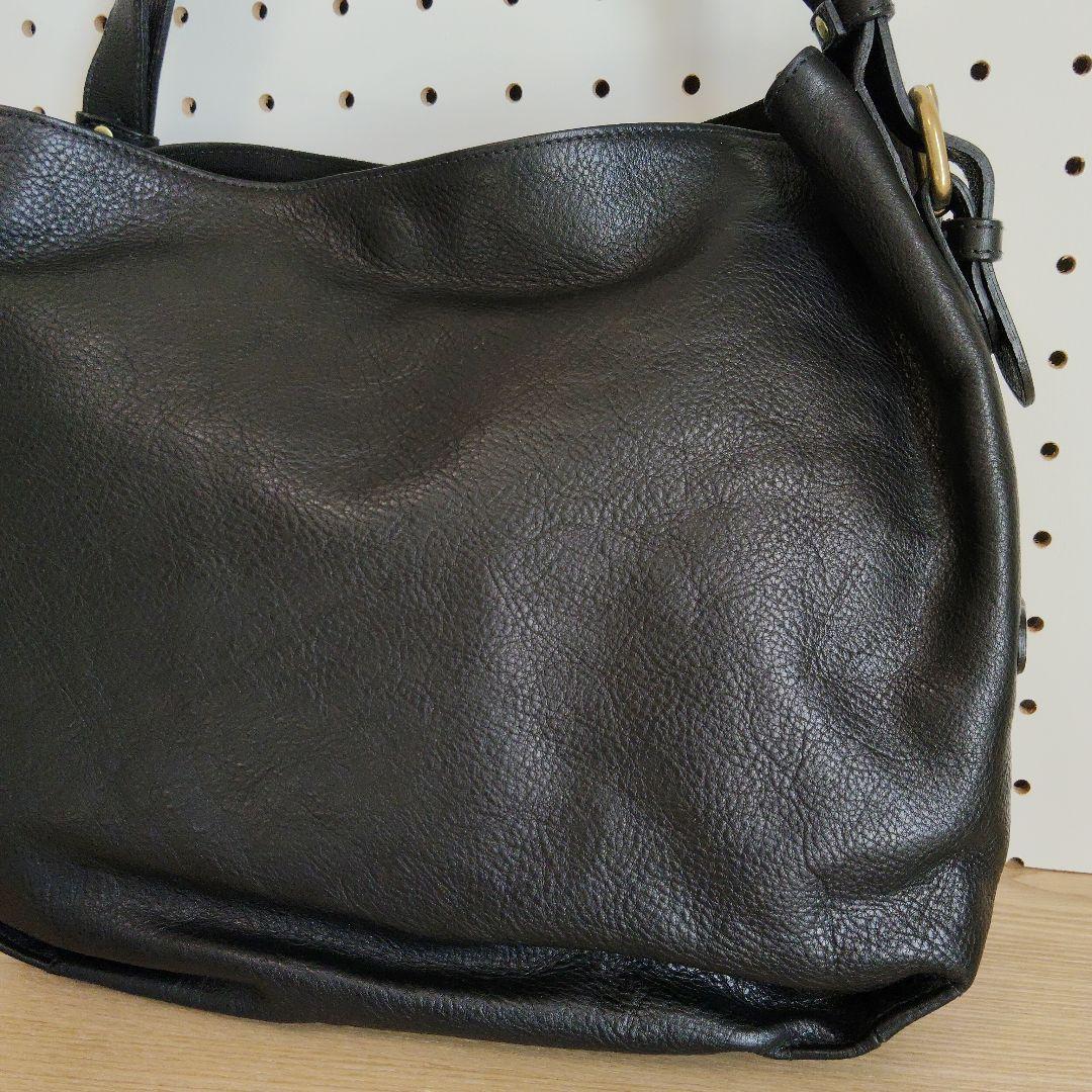週末お値下げ★イルビゾンテ　黒のレザーショルダーバッグ