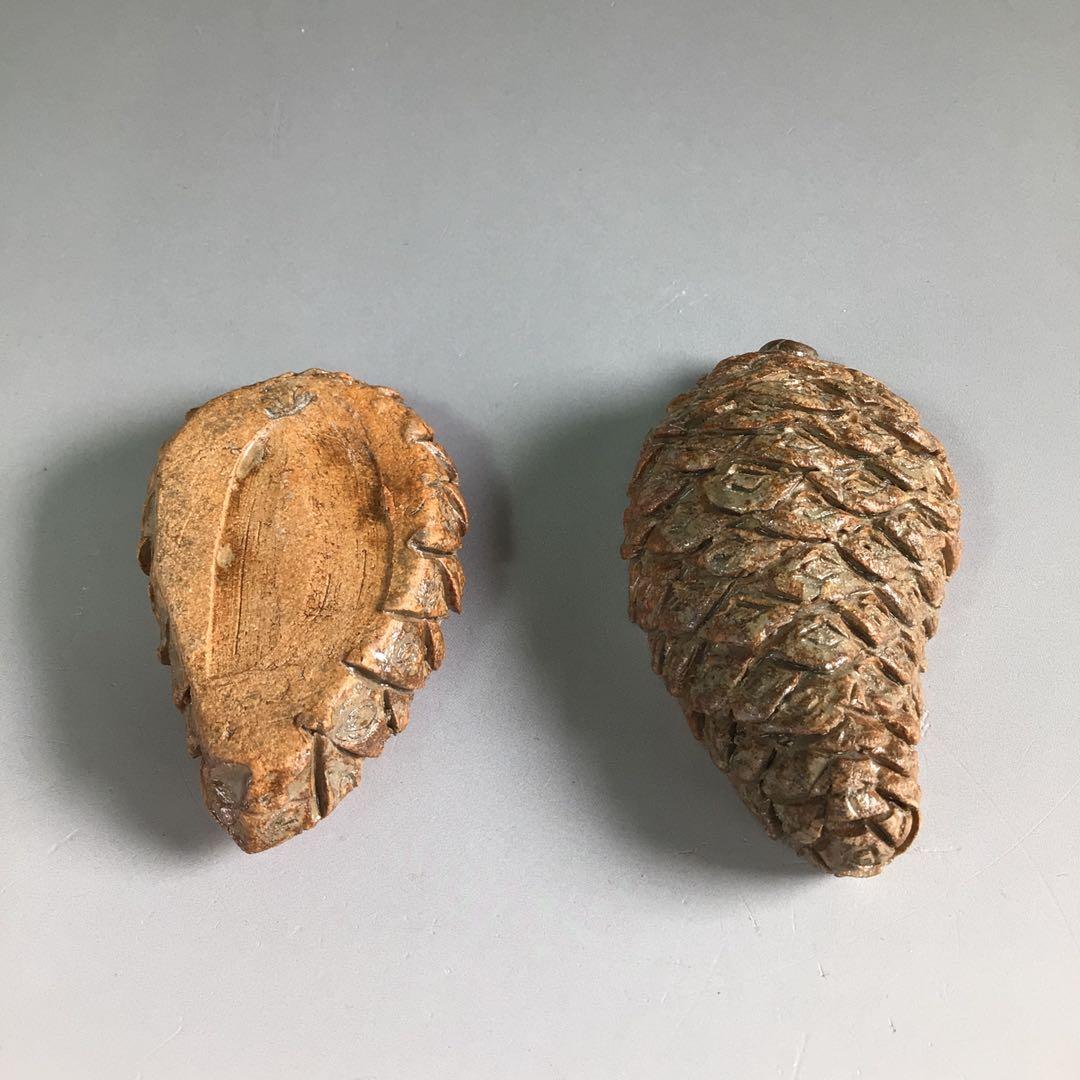 Ｒ６００　松笠香合　『出雲焼』『十一代　長岡空権造』『堀内宗完　兼中斎　箱書』