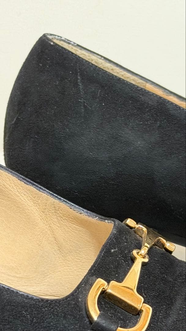 値下げGUCCI レディーススエードパンプス37インチ　ブラック