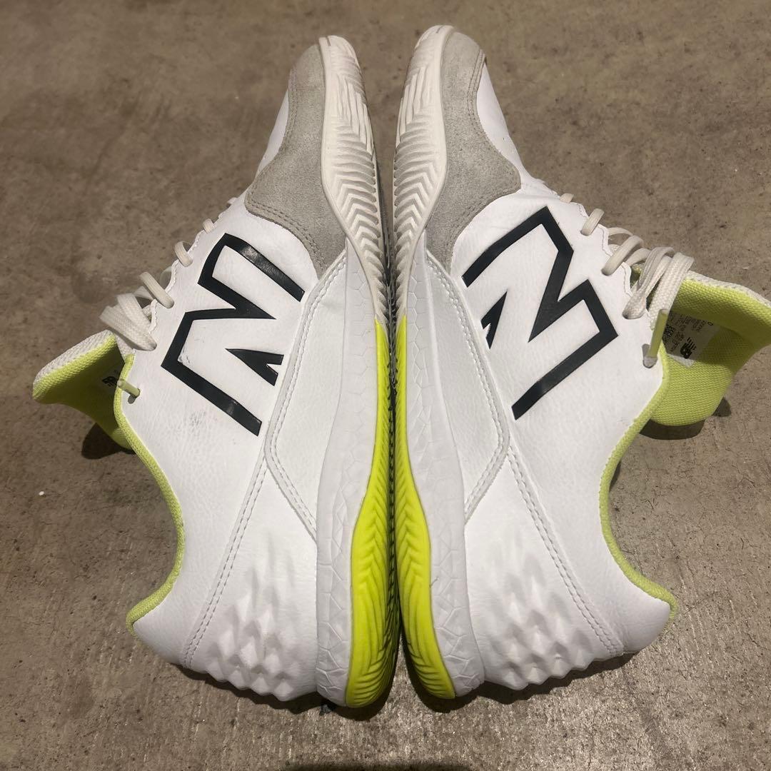 ニューバランス フットサルシューズ アウダッツォ 27.0cm