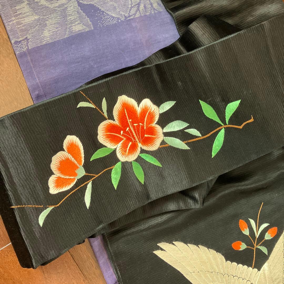 ♡愛らしい手刺繍のアンティーク名古屋帯♡黒地に鳩、つつじの花　大正ロマンレトロ