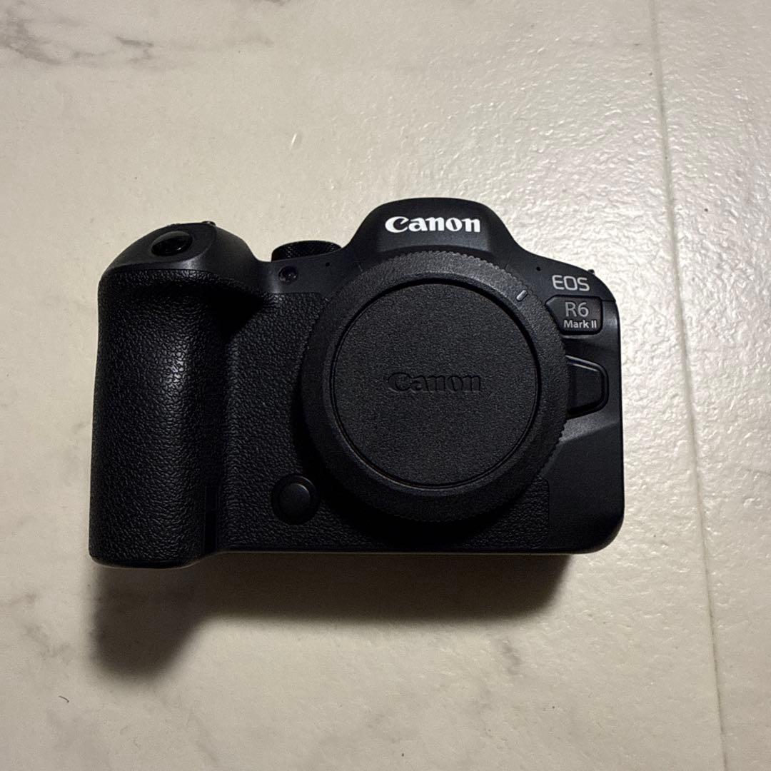 EOS R6 mark2 ボディ + バッテリーグリップ + バッテリー2個