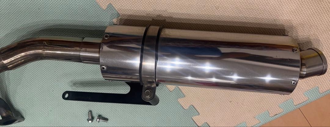 ホンダ　トゥディ　社外マフラー