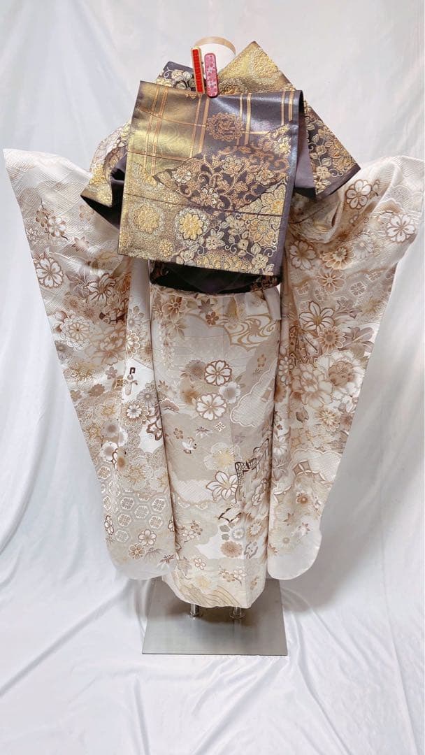 みどり 振袖 クリーム色と金色の花柄 成人式 振袖7点セット