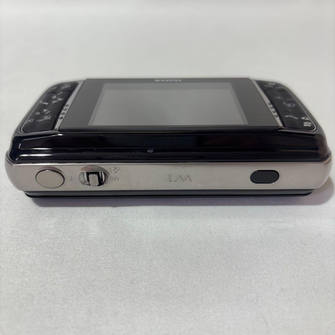 【超希少】FUJIFILM ハローキティPINEPIX REAL 3D W1