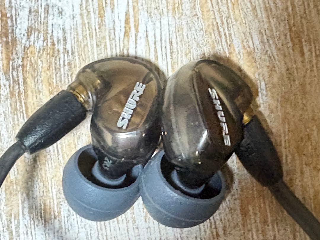 SHURE SE535 有線イヤホン キャリングケース付き