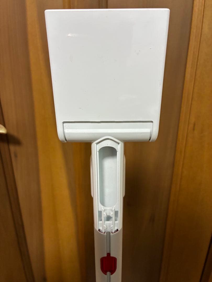 ダイソン コードレスクリーナー　SV33　約24分 LEDヘッド、専用スタンド付