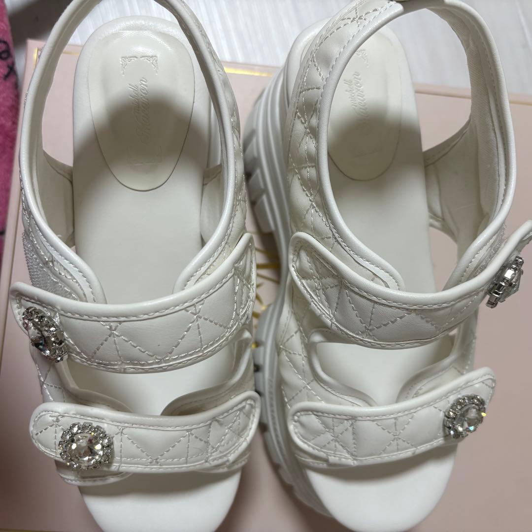 ミシェルマカロン 厚底サンダル 白 Lサイズ 厚底キルティングビジューサンダル