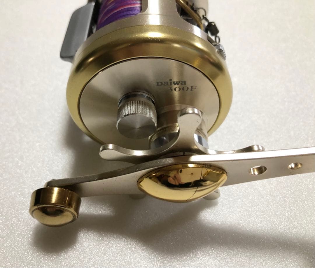 Daiwa ダイワのリール　CV-Z300F ミリオネア