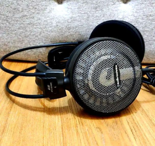 【送料込】ATH-AD700X audio-technicaオープン型ヘッドホン