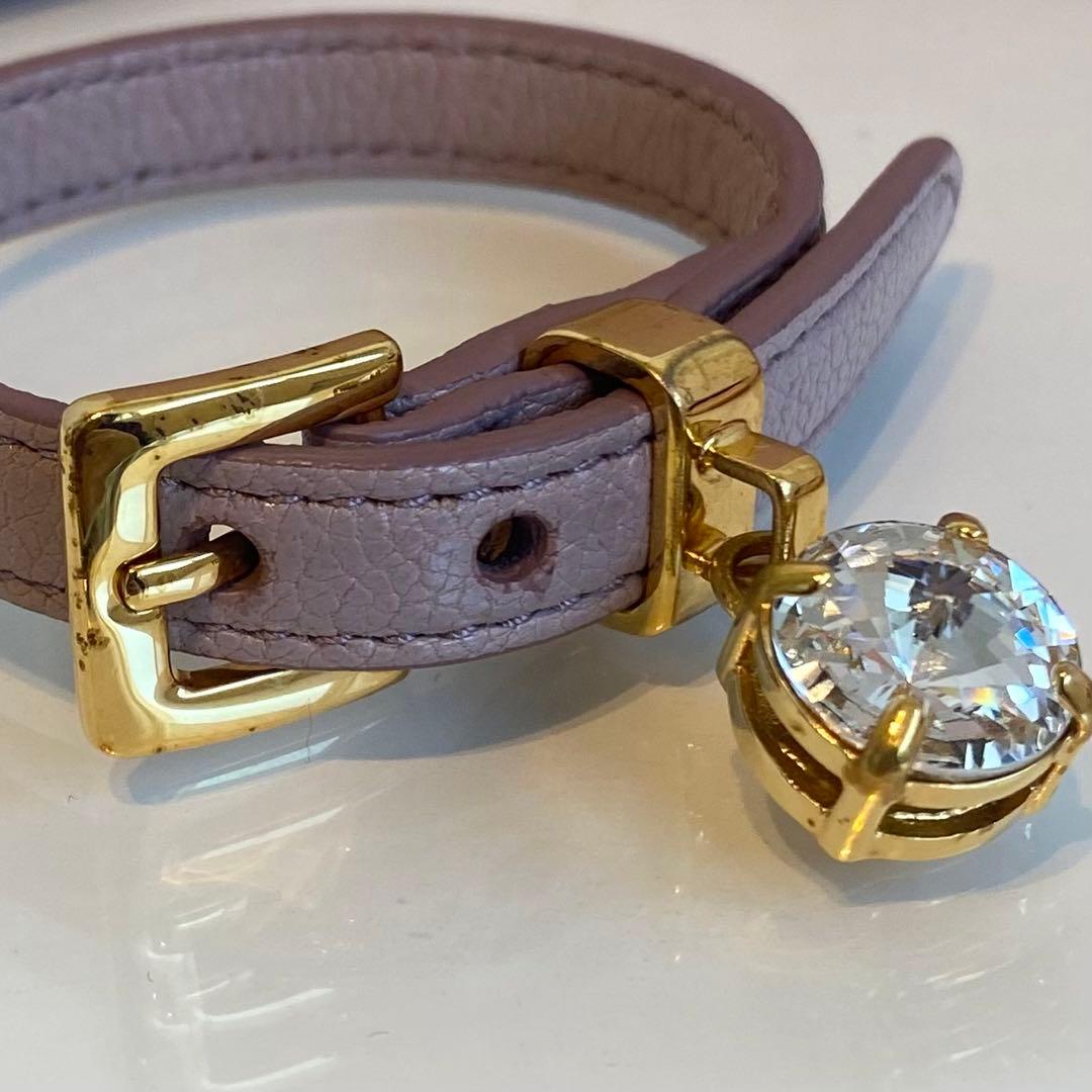 ミュウミュウ　miumiu マドラスレザーブレスレット　ピンク