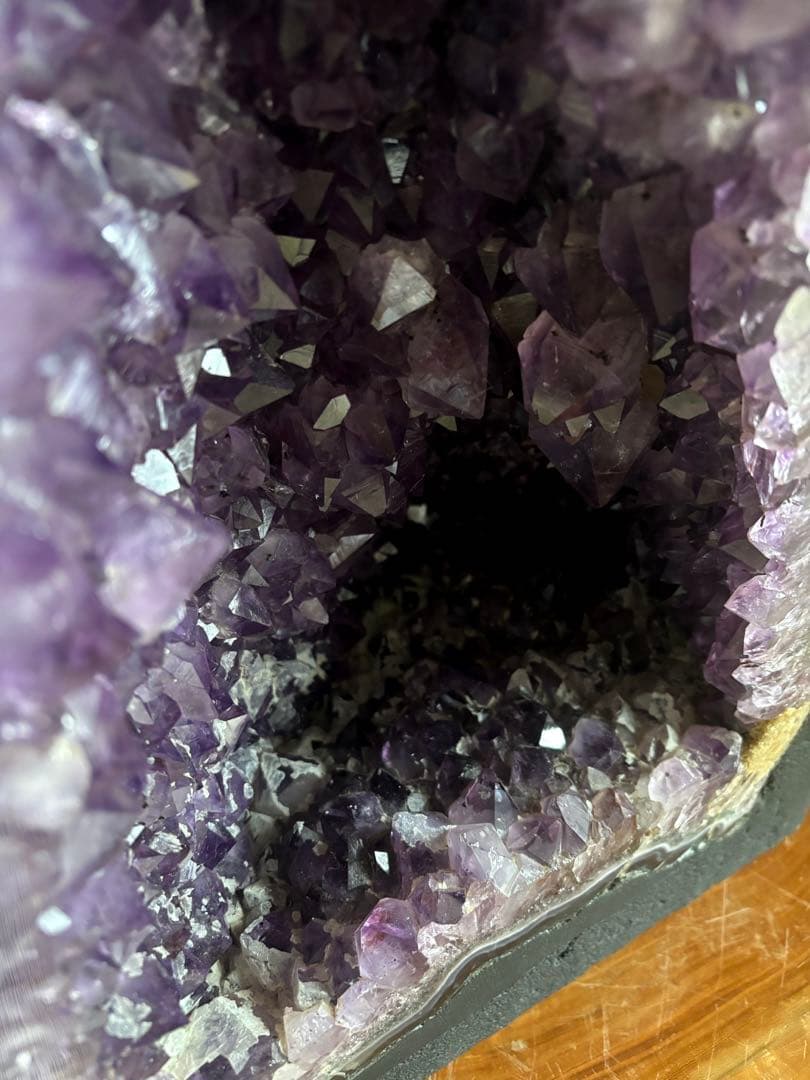 アメジストドーム　天然石　紫水晶　鉱物　鑑賞石　希少