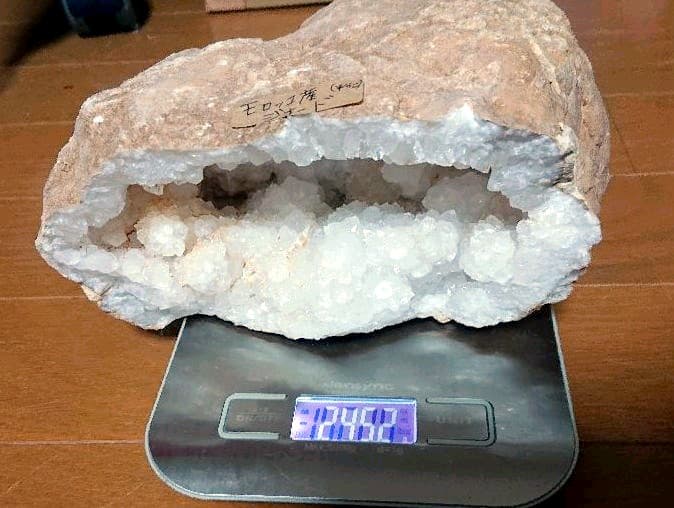 ジオード モロッコ産