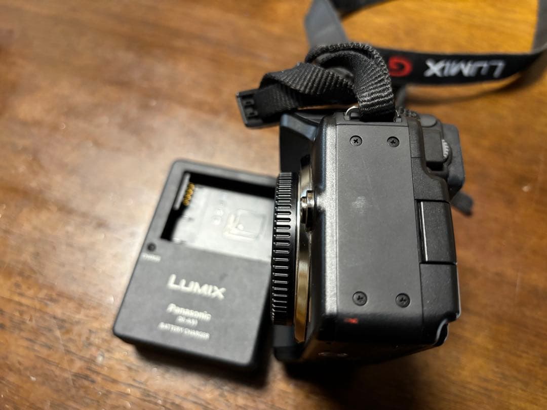 掲載停止し前再値下ですレンズ付きLUMIX G DMC-G3 ミラーレス一眼