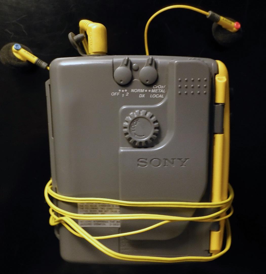 SONYカセットプレーヤー＆イヤホンSPORTS