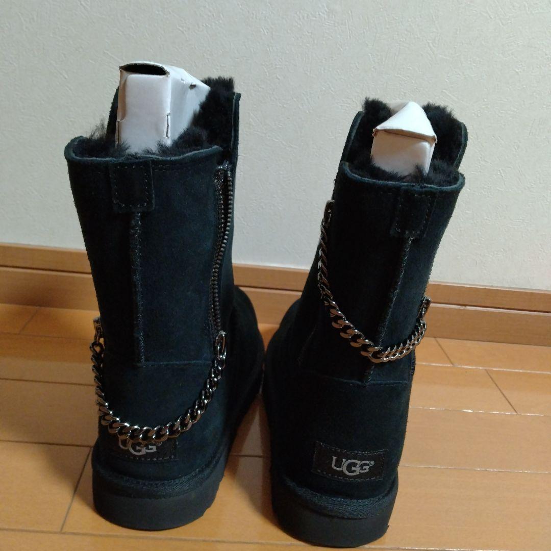 値下げ☆新品・未使用！ UGGアグブラックスエードムートンブーツ