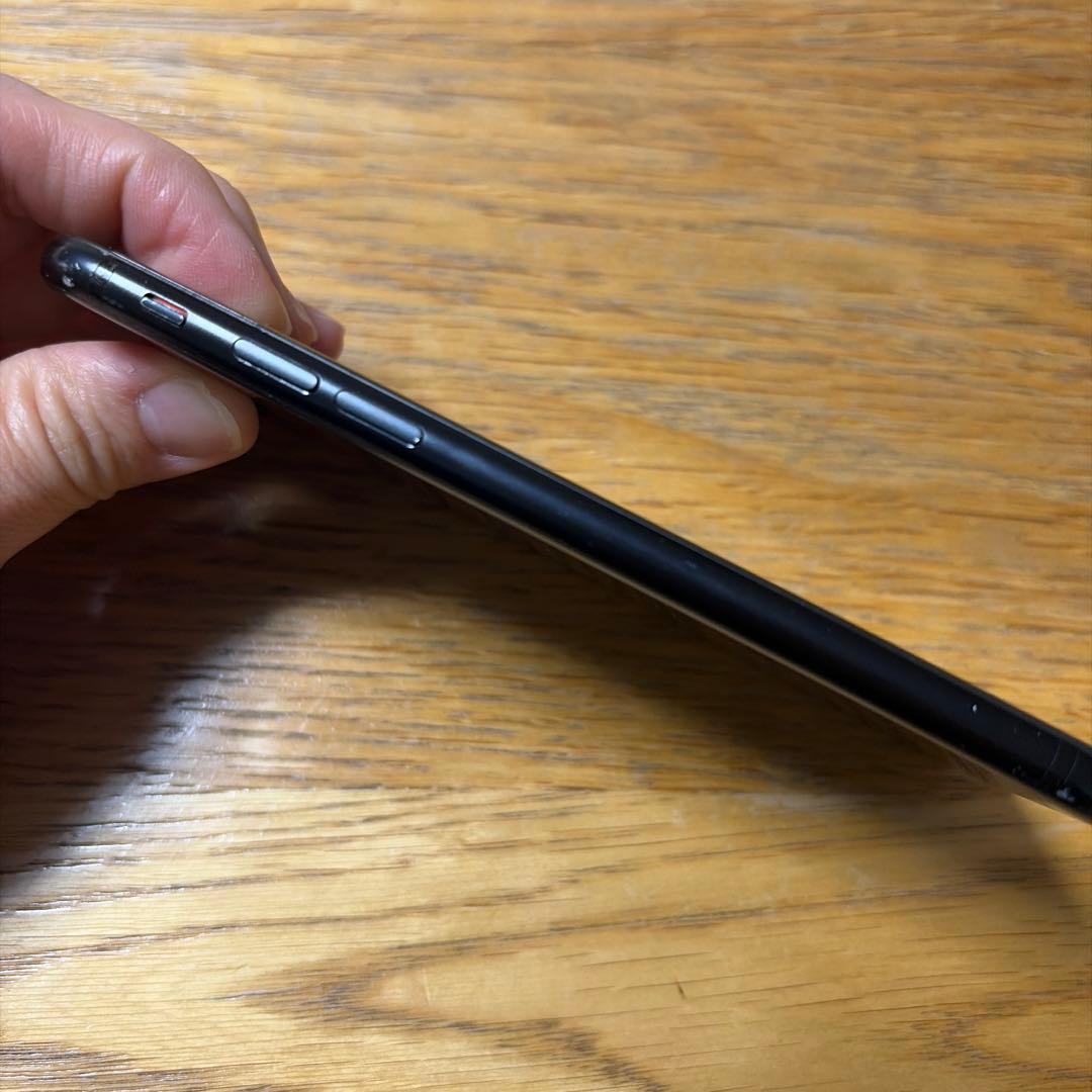 iPhone se2 ブラック　128gb