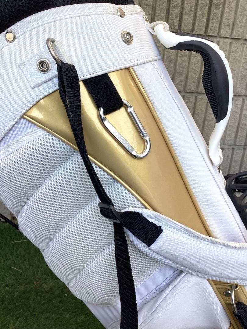 TrueTemperダイナミックゴールドスタンドキャディバッグ