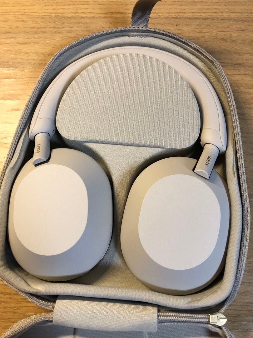 未使用　SONY WH-1000XM5 5年間の物損保証付き