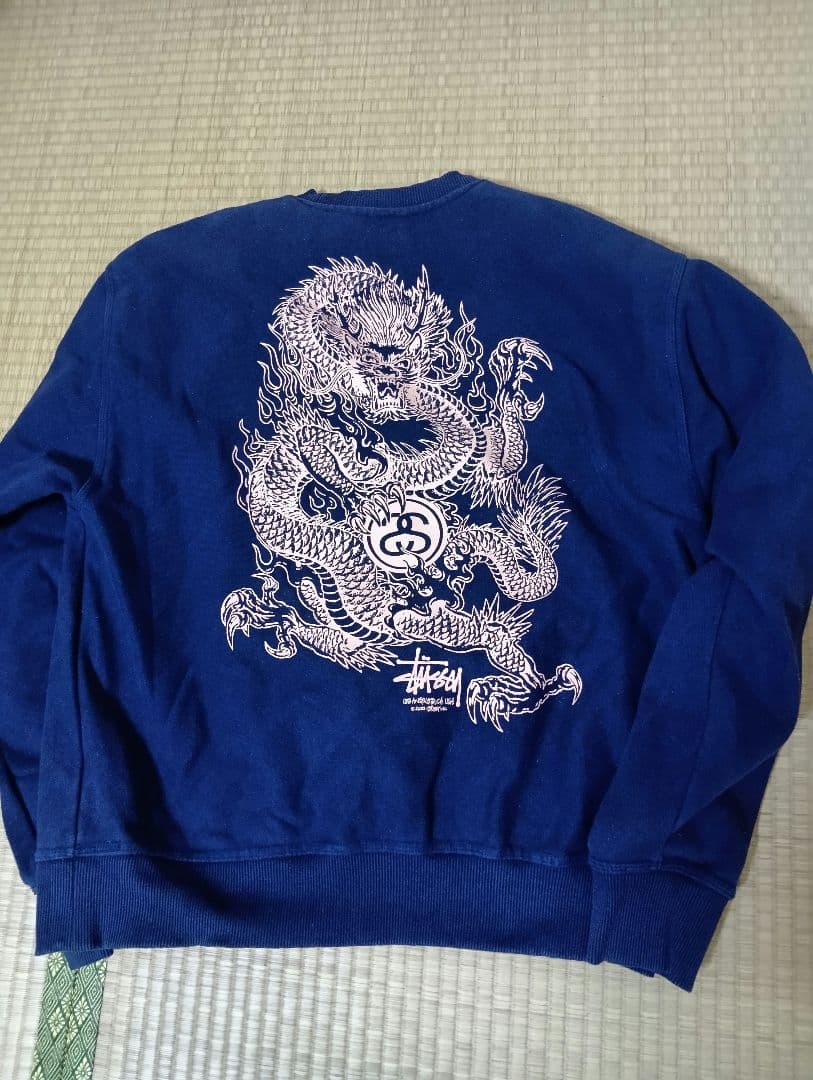 オ*ン様 STUSSY オールド ドラゴン スウェット Lサイズ ネイビー